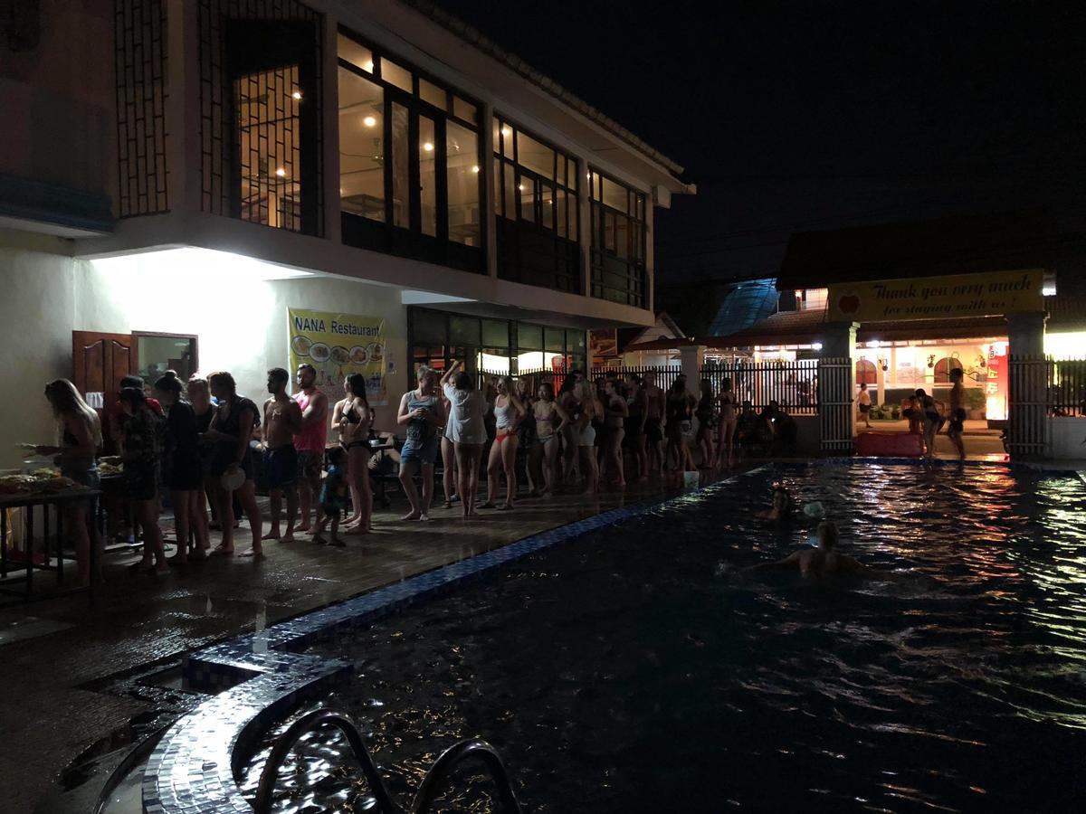 Nana Backpackers Hostel Vang Vieng Eksteriør billede
